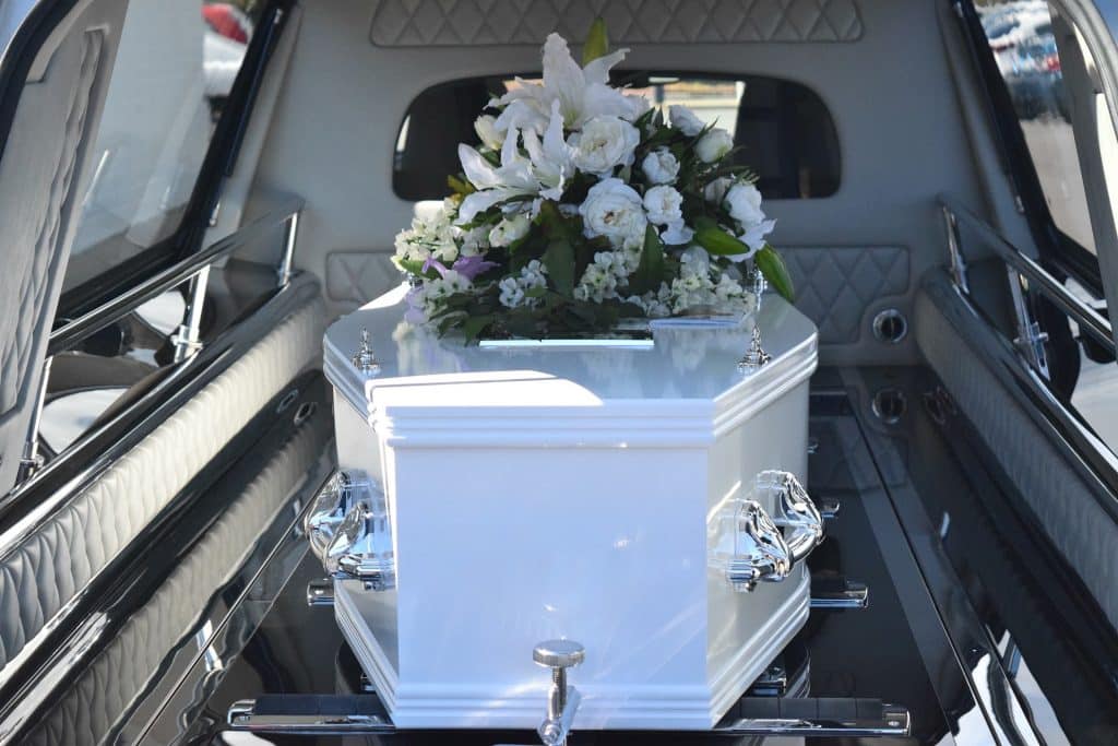 death g7ea2a08a4 1920 1024x683 - The Art of Comfort: The Many Ways Funeral Directors in Singapore Support the Bereaved